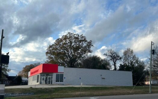 Former Advance Auto Parts