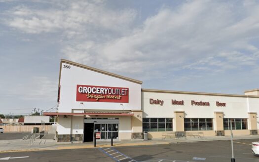 Former Grocery Outlet